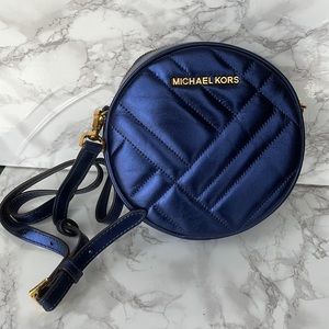 Michael Kors Vivianne Quilted Leather blue Crossbody canteen bag